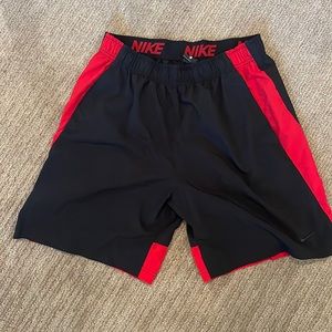 Nike Mens Large; Dri-Fit running short